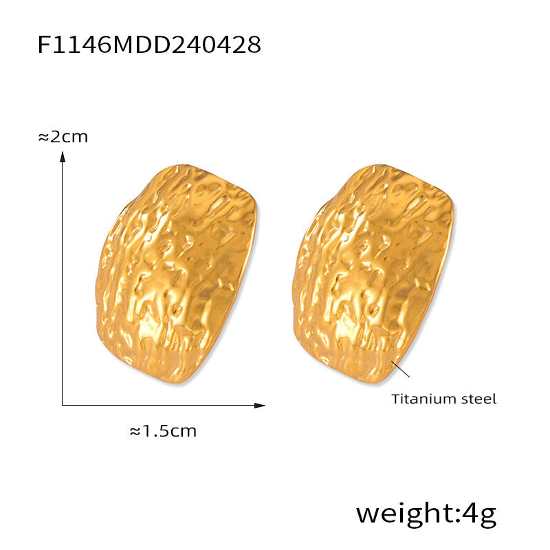 B廠-歐美時尚小眾設計個性爆款耳飾鈦鋼鍍18K金捶紋海螺幾何方形耳釘「F1145-6」24.05-1