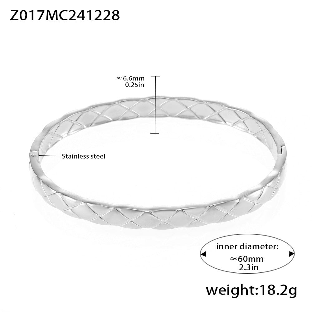 B廠-高版本小香菱格卡扣手鐲PVD電鍍18K真金工廠批發個性歐美風「Z017」25.01-1