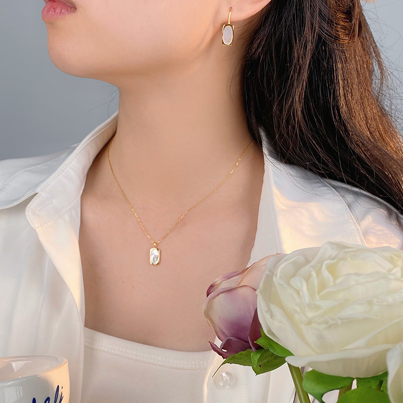 D廠-S925純銀輕奢方牌貝殼系列套裝女款高級感耳環設計感項鍊批發「YC3707N YC9879E」24.06-1